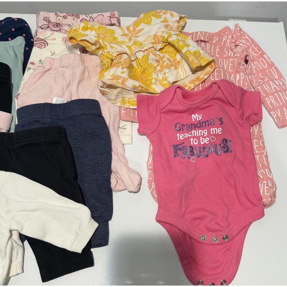 Bundle Baby Girls Clothes 14 Pcs Size Newborn Mix Multicolor - Picture 2 of 4